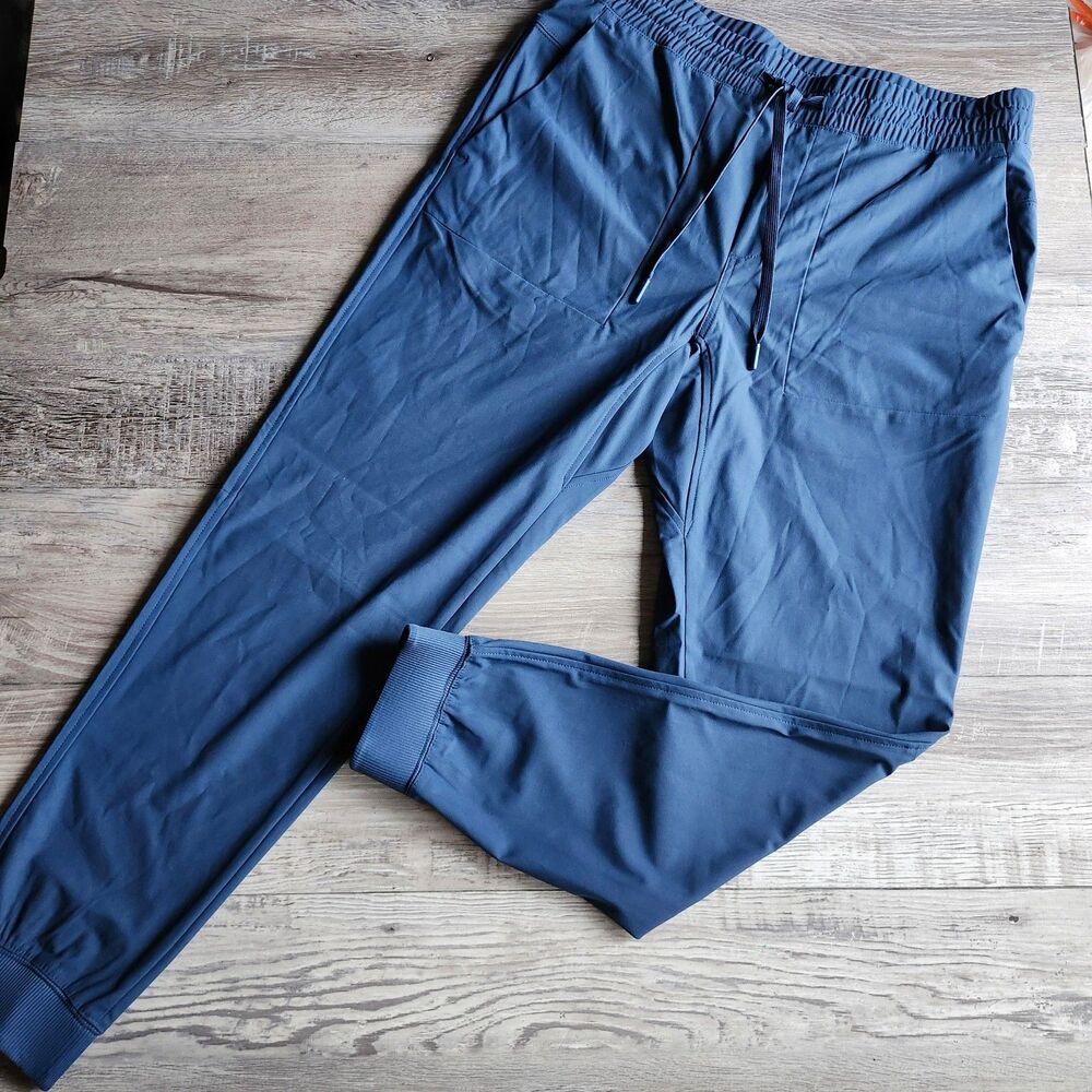 (M) Penguin Sport Joggers